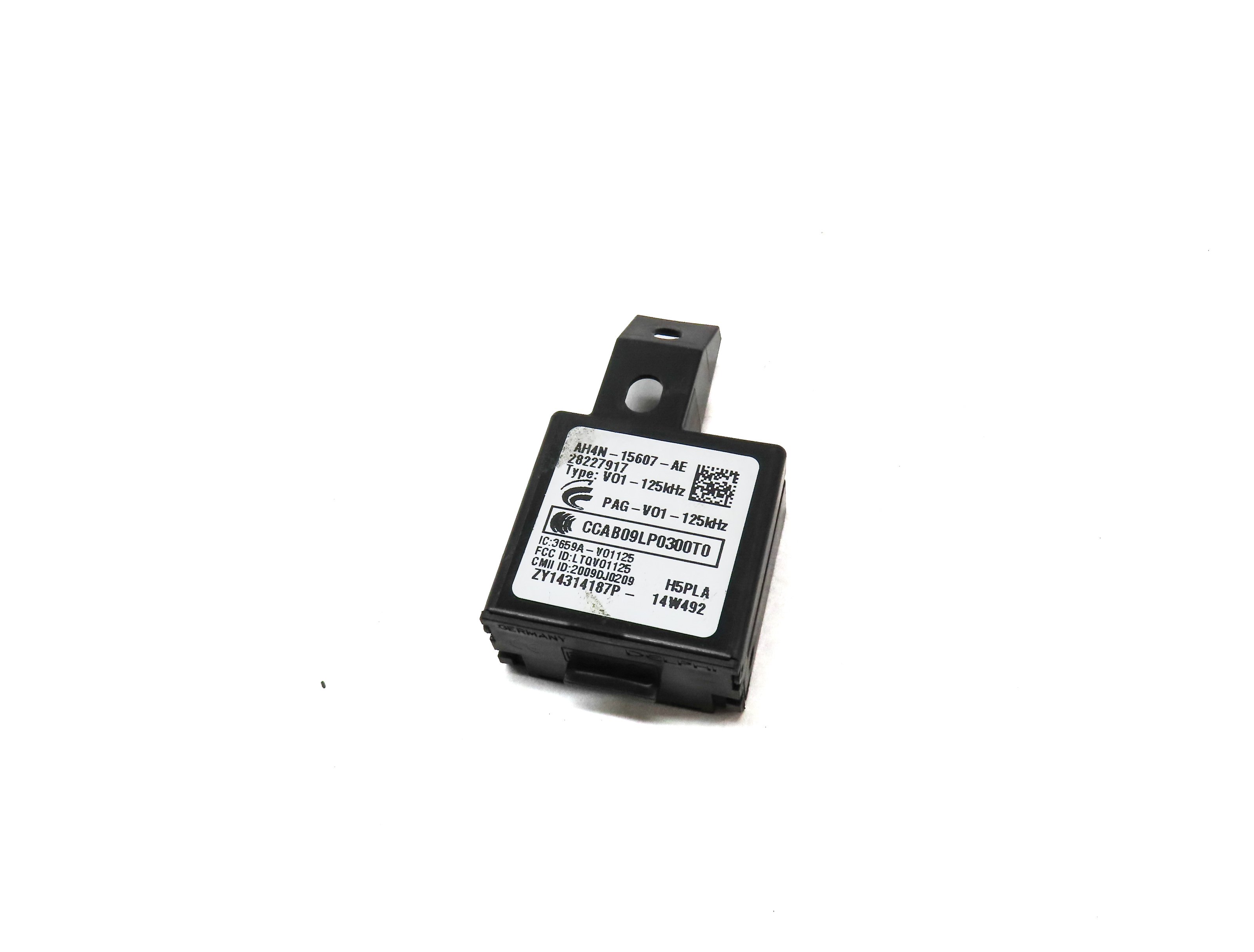 2015 LAND RANGE ROVER SPORT (L494) KEYLESS ENTRY ANTENNA CONTROL MODULE — exact item pictured